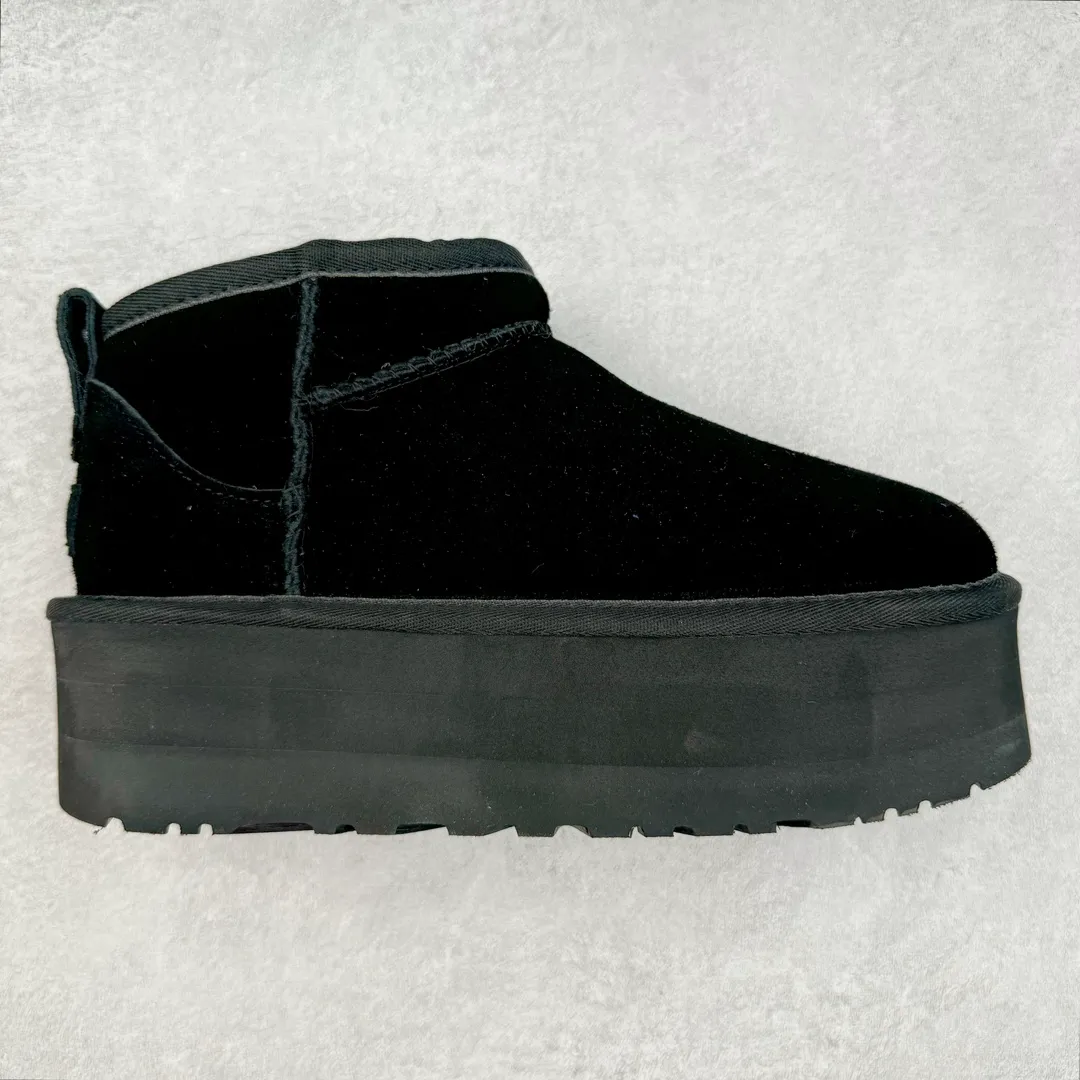 Pick up locally💰520 UGG 5092 Zhou Dongyu Mini thick-soled autumn and winter sheep fur integrated snow boots. All shoes are made from the same factory as ZP. Longfeng A-grade Australian imported sheep fur integrated women's boots. Brand OEM production line. Fully follow the ZP process. OEM original pattern maker. Adhering to the principle of no original shoes and no development selection. Pay attention to every detail. The most authentic version on the market. TREADLITE "Light Wing" technology outsole. Lightweight/durable/flexible/pile size: 35 36 37 38 39 40 41 42 Coding: by2936090